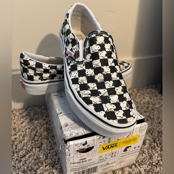 Vans Shoes - Vans x Peanuts Snoopy Checkered Slip-Ons W6.5